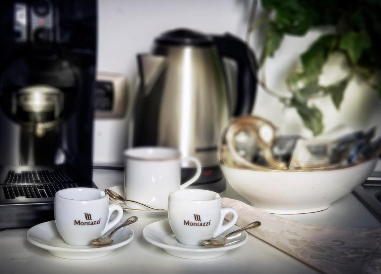 B&B Sant'Erasmo 圣埃拉莫因科莱 外观 照片